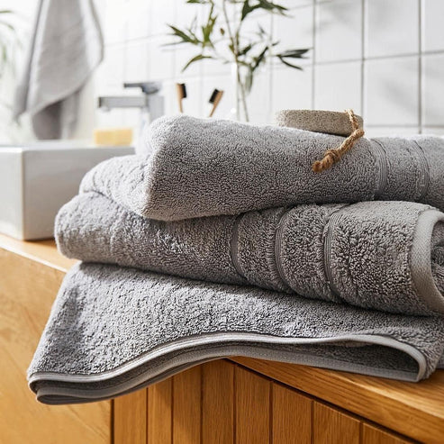 Luxury Marathon 510 Hand Towel