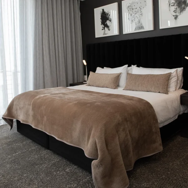 Belfiore Cobblestone Plain Blanket