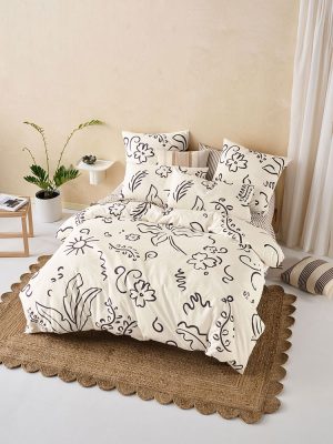 Kenzi Vanilla Duvet Set