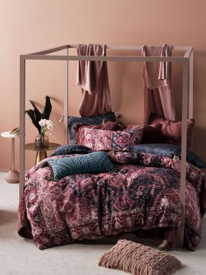 Vashti Rhubarb Duvet Set