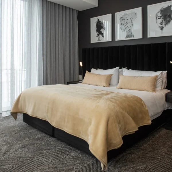 Belfiore Bone Plain Blanket