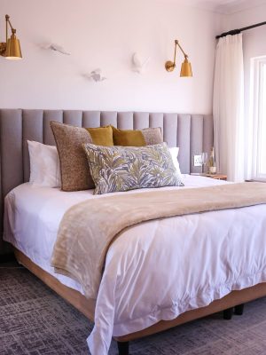 Belfiore Bone Plain Blanket
