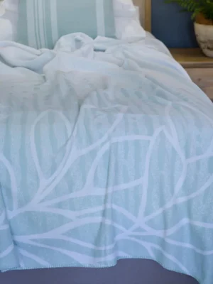 Amanda Biome Eggshell White Throw