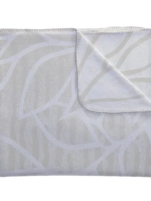 Amanda Biome Oyster Throw
