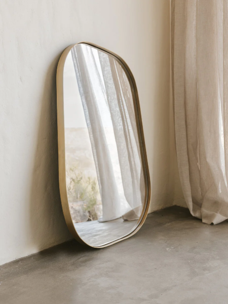 Iseo Mirror