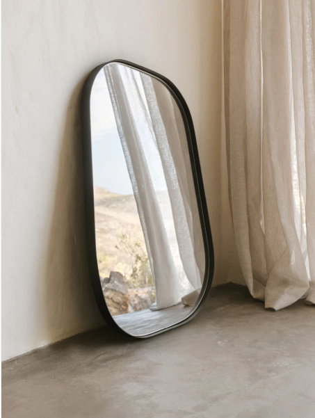 Iseo Mirror