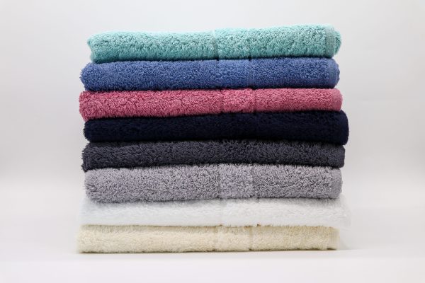 Luxury Platinum Snag Proof 550 Towel Various