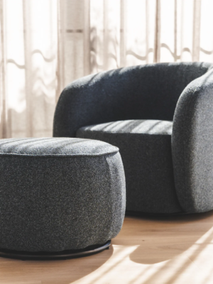 Nigella Ottoman