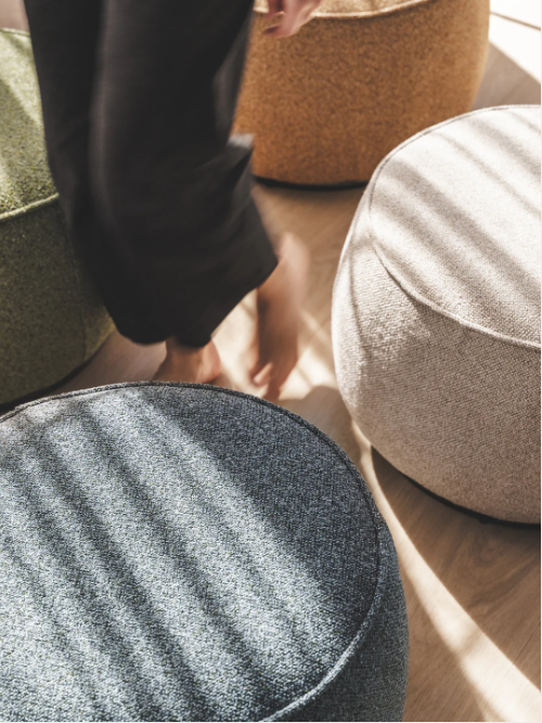 Nigella Ottoman