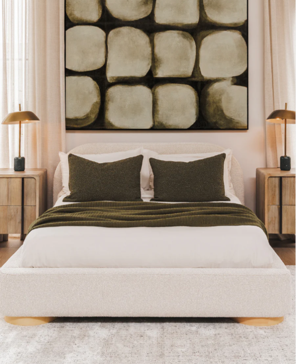 Suzanna Bed