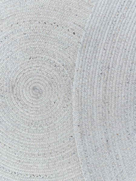 Carousel Creme Round Rug