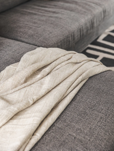 Fine Check Vanilla Throw