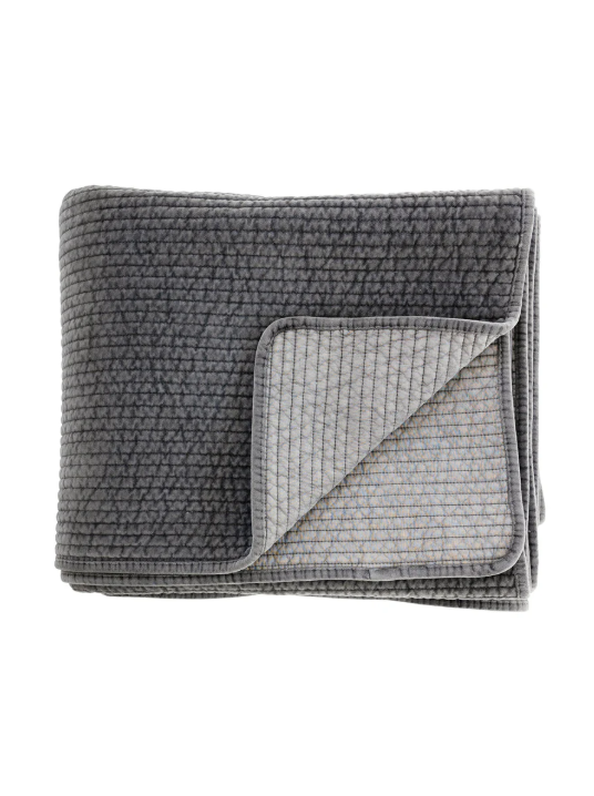 Storyline Darkest Hour Quilt