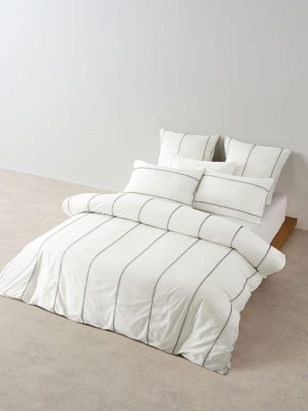 Jerome White Duvet Set