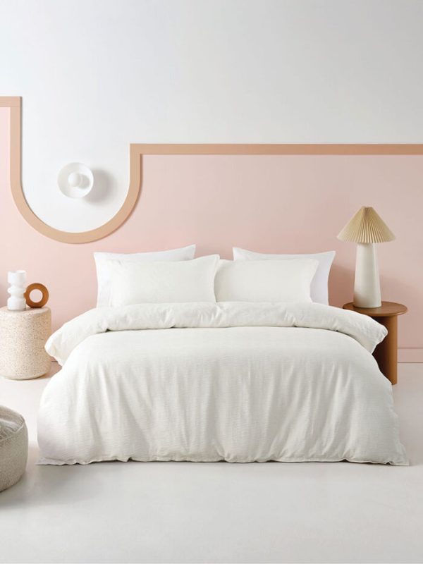 Monroe White Duvet Set