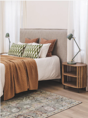 Sylvie Papaya Throw