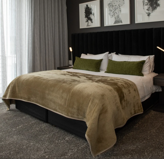Belfiore Khaki Plain Blanket